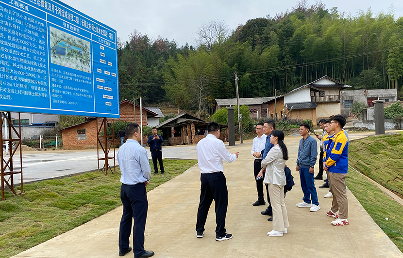 江西省生態環境廳贛南專員辦喻子水專員一行蒞臨挺進環保定南稀土尾水處理站考察調研